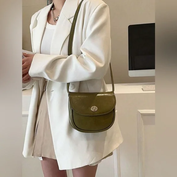 NWOT Vintage Style Twist Lock Closure Crossbody Shoulder Bag in Green - Picture 9 of 10